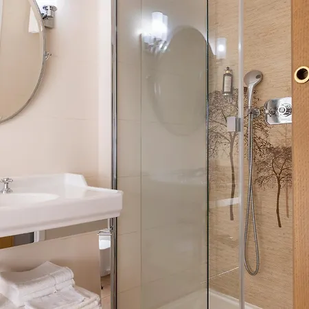 Hotel Muguet Parigi